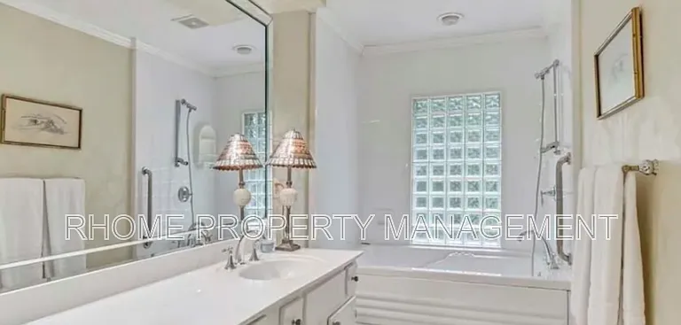 903 Dunwoody Chace — Photo 12