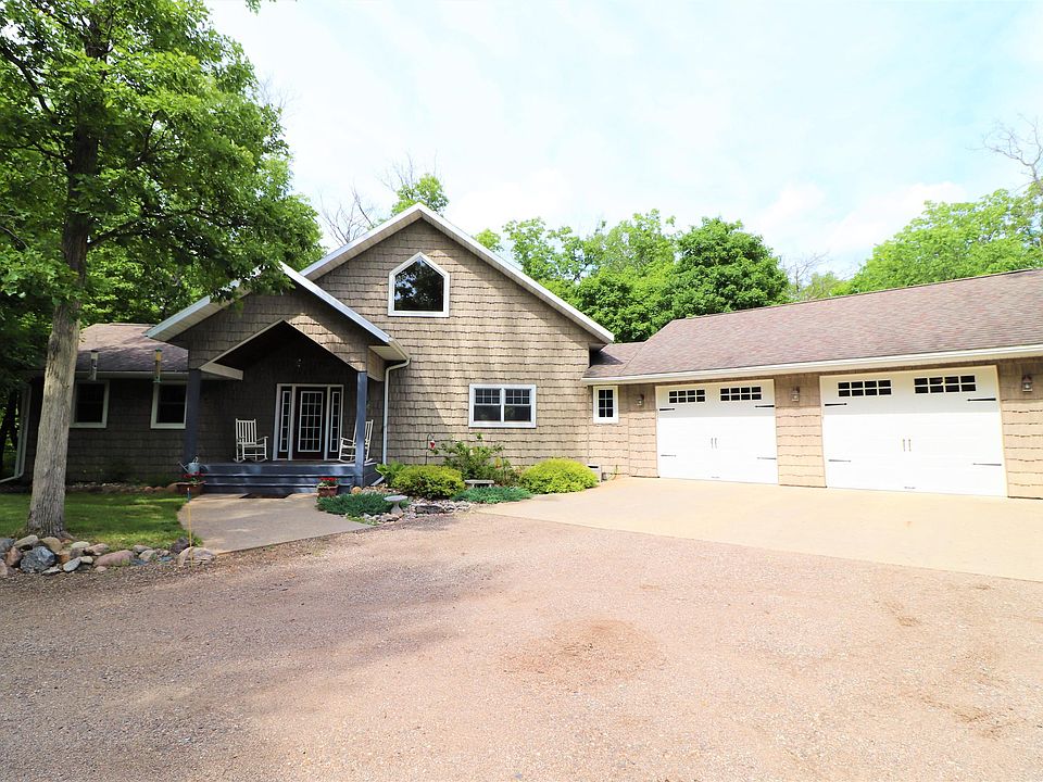 1st image of 15199 Elm Dr