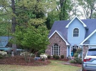 5617 Riverside Dr, Sugar Hill, GA 30518