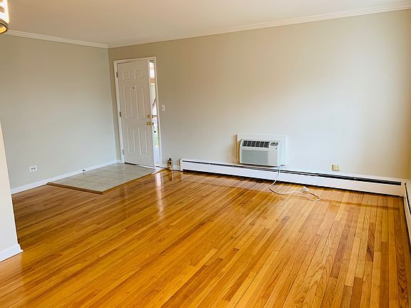 3rd image of 603 W Park Ave APT 101