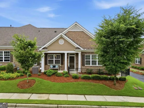 3328 Tree Ridge Ct, Buford, GA 30519