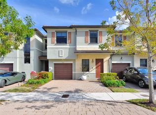 3383 W 100th Ter, Hialeah, FL 33018