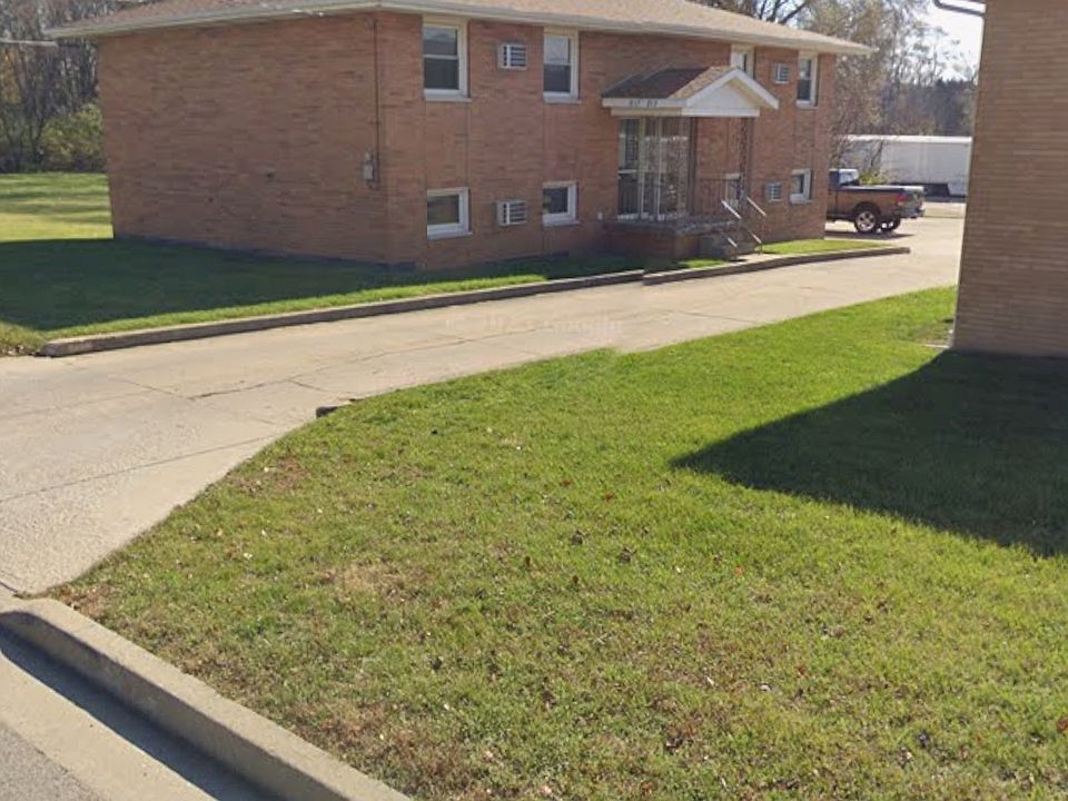 1st image of 817 Bazore St Unit 7