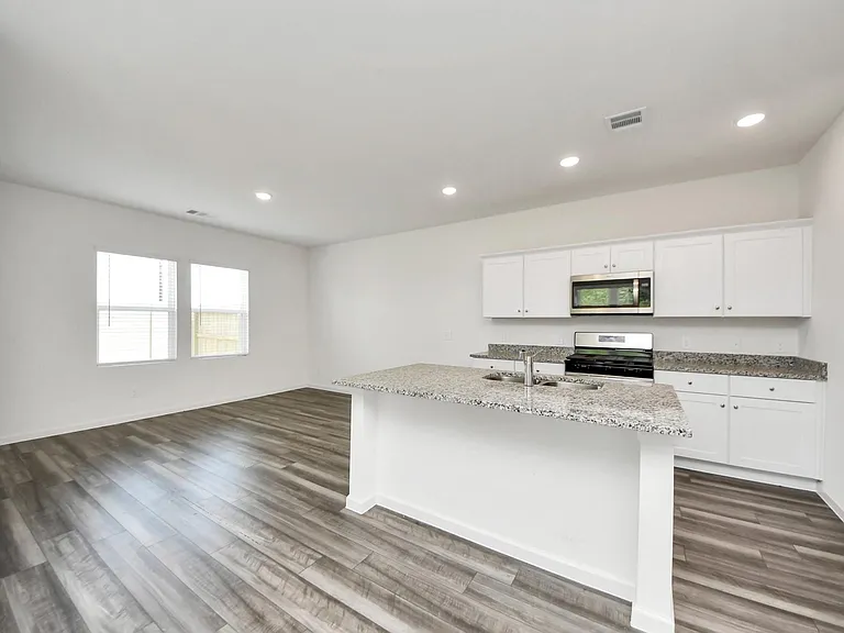 10303 Rose Mar Dr #B — Photo 5