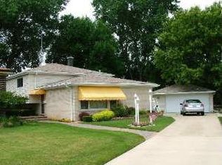 6232 N Emerson St, Rosemont, IL 60018