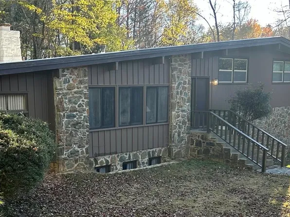 703 Laurel St, Bremen, GA 30110