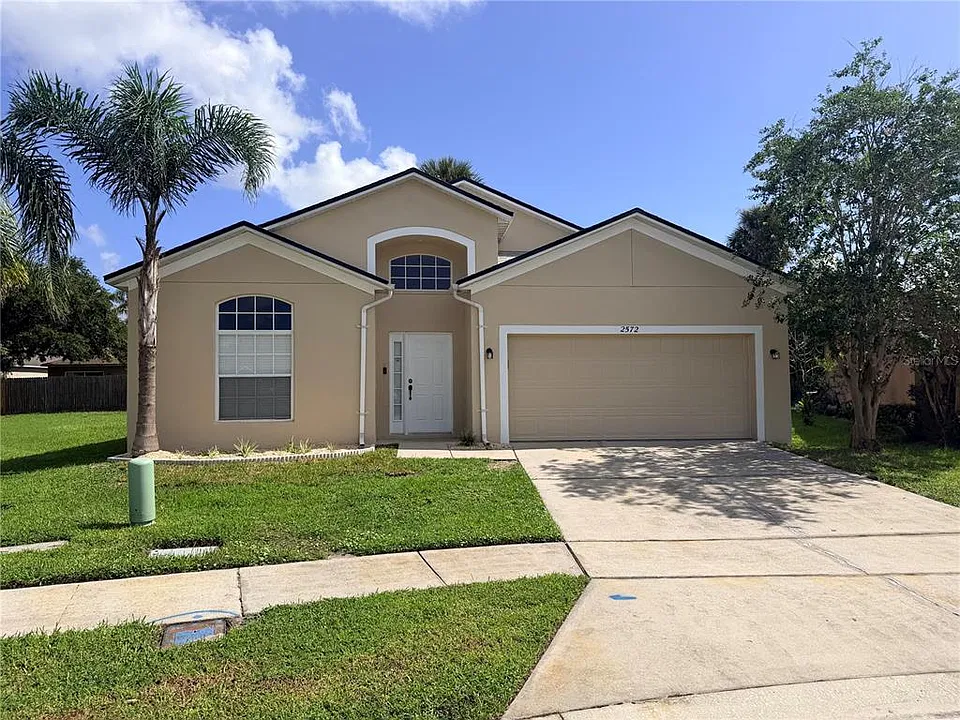 2572 Acuna Ct