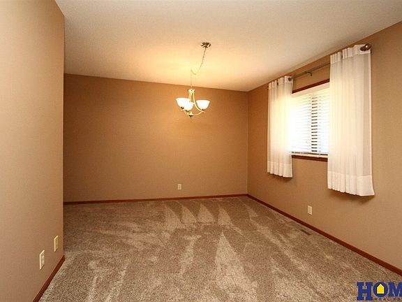 4th image of 1014 1st St APT 2