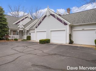 8279 Wallinwood Springs Dr, Jenison, MI 49428