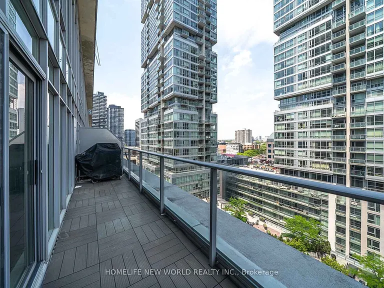 21 Nelson St #UPH13 — Photo 21