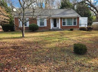 30 Massachusetts Ave, Earleville, MD 21919