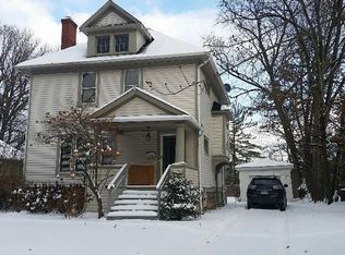 1367 Ardoon St, Cleveland Heights, OH 44121