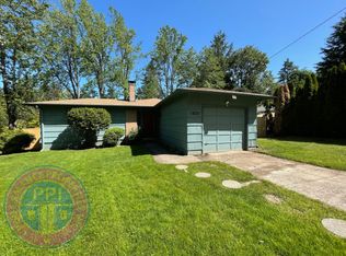 1835 Fernwood Dr, Lake Oswego, OR 97034