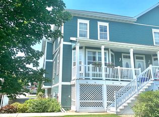 3064 Triumph Dr APT 4, Sun Prairie, WI 53590