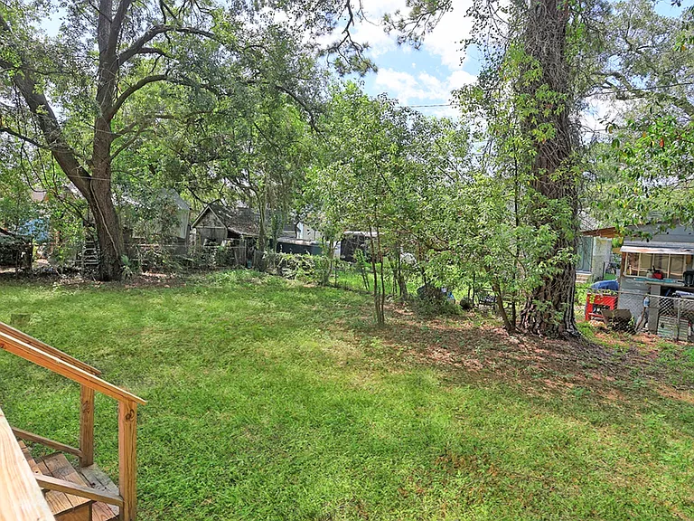 2219 Florida Ave — Photo 23