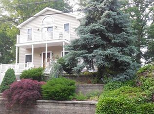 211 Hillcrest Ave, Neptune, NJ 07753