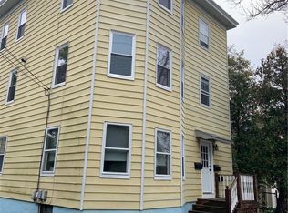 6 Second School St #2, Bristol, RI 02809