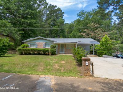626 Saint Louis Ave NW, Magee, MS, 39111
