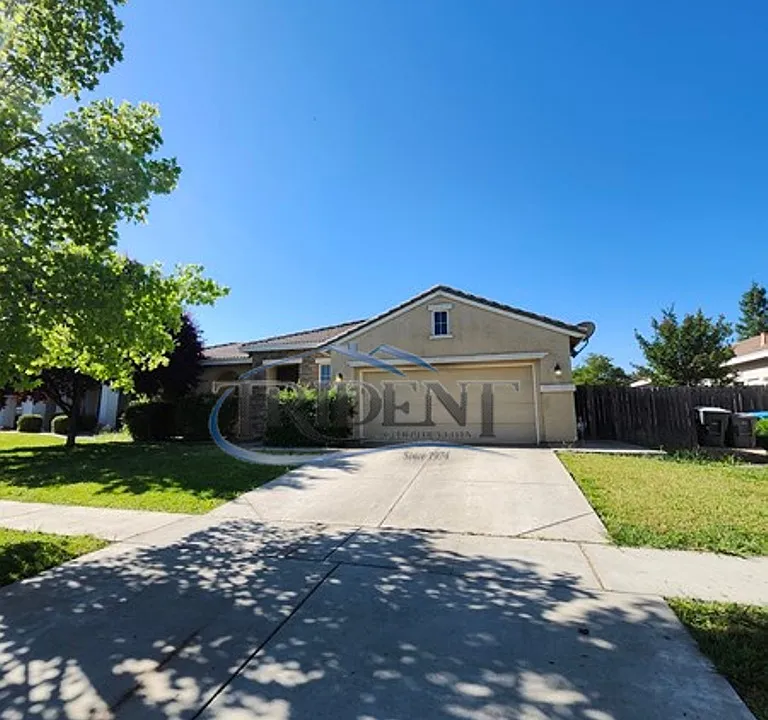 1038 Zanes Dr