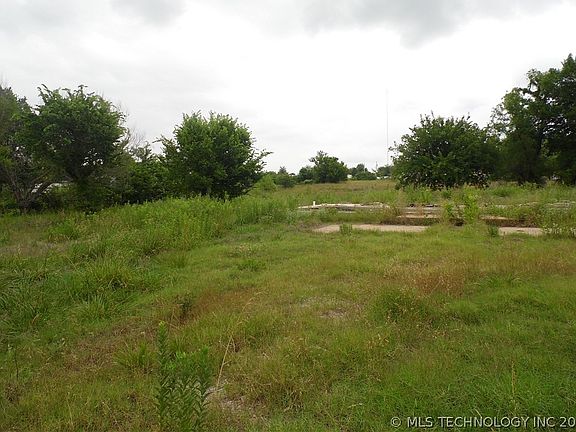 2nd image of 9955 S 273rd East Ave