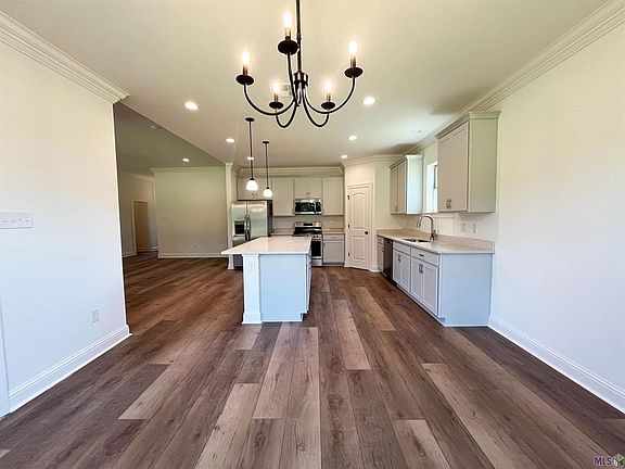4th image of 42231 Blue Bay Dr