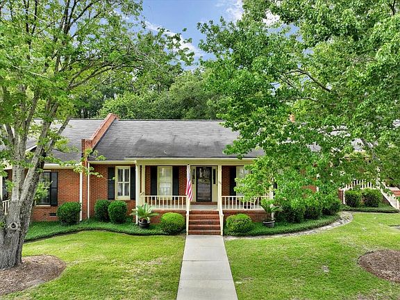 2nd image of 308 Floral Dr