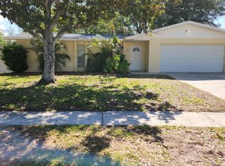 1559 Dinner Bell Ln E, Dunedin, FL 34698
