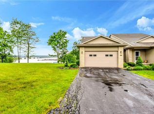 560 Bayshore Blvd, Lake Milton, OH 44429