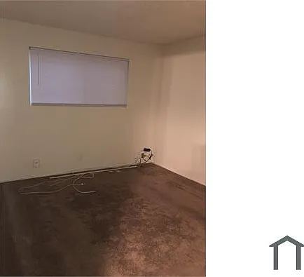2 bed, 900 sqft, $2,600 — Photo 3