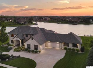 11922 N 173rd Cir, Bennington, NE 68007
