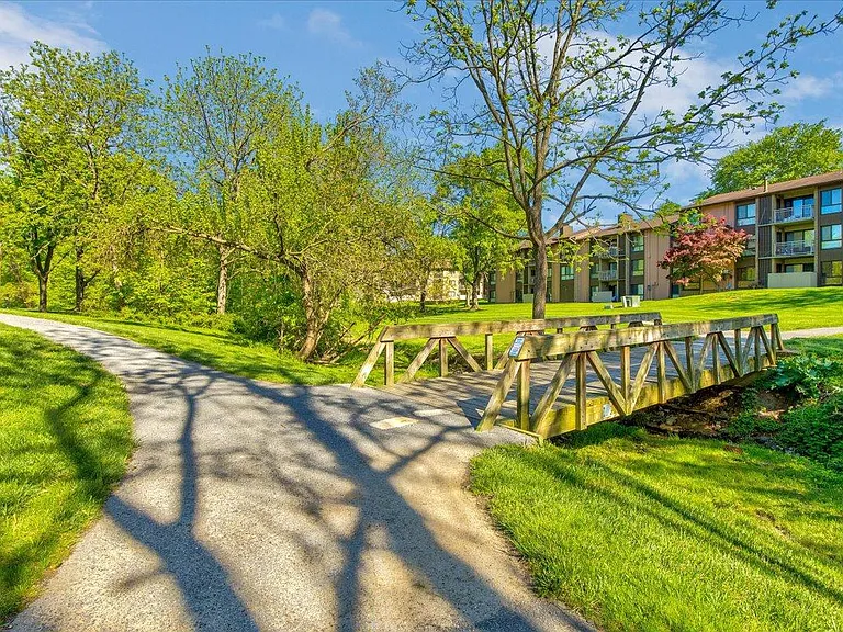 5915 Tamar Dr #12 — Photo 30