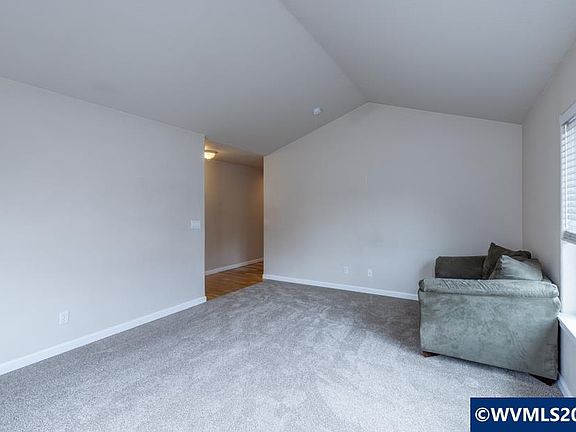 5th image of 4183 Laurine Ct NE