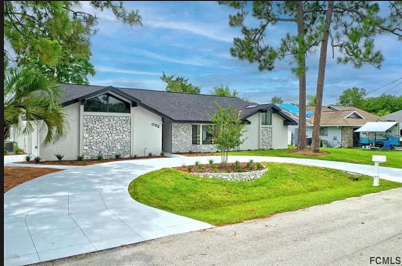 Folcroft Ln, Palm Coast — Photo 2