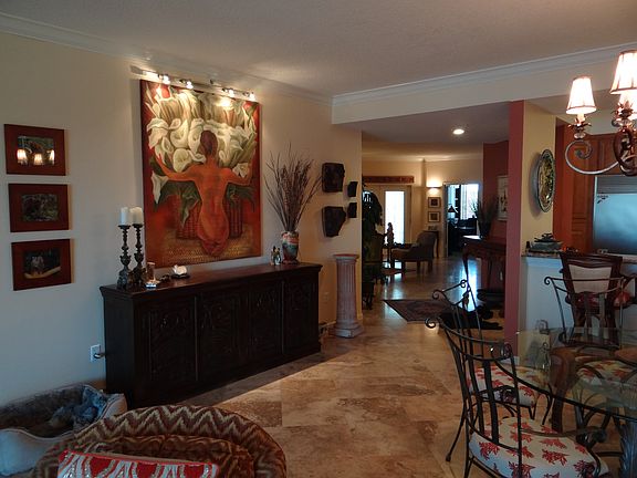 4th image of 1160 SW Chapman Way Unit 205