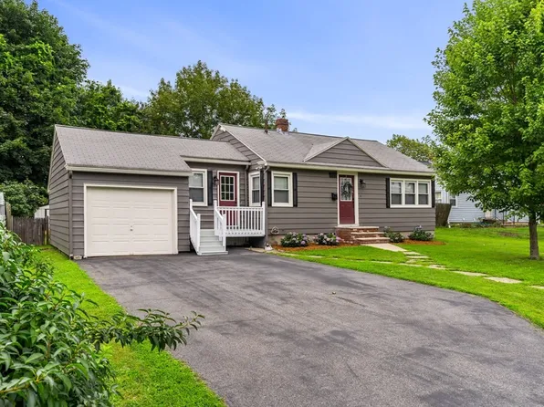 763 Wilder St, Lowell, MA 01851