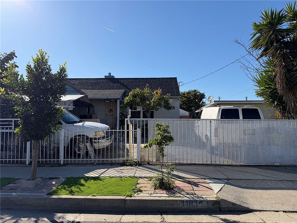 1st image of 11835 Oxford Ave