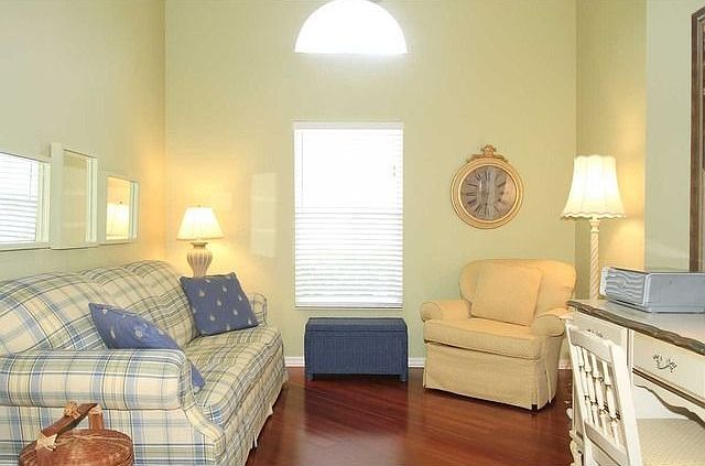 1st image of 8023 Palomino Dr