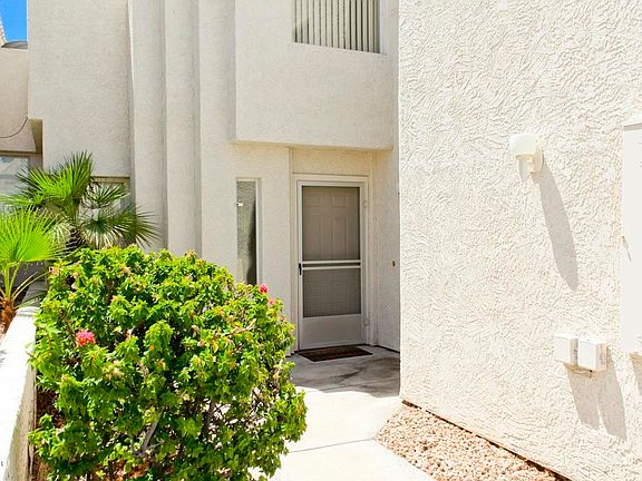 4th image of 420 Acoma Blvd S Unit 47