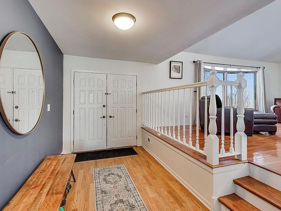4th image of 635 Birchwood Ave