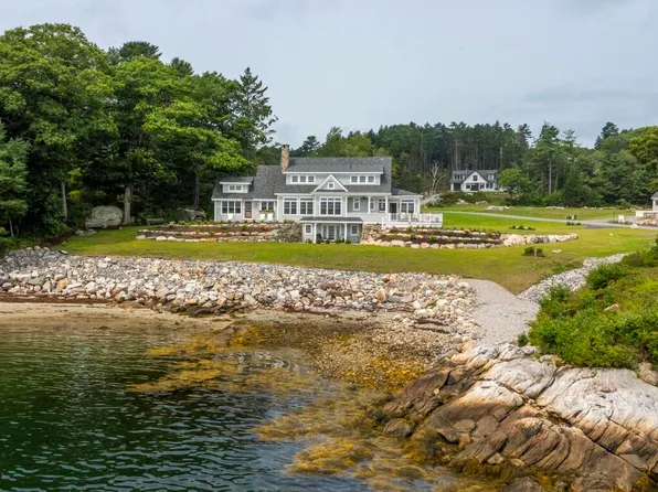 3 Harbor Ledge Lane, Southport, ME 04576