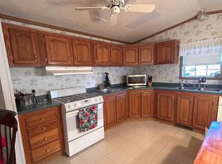 9 Forest Dr, Hightstown, NJ 08520