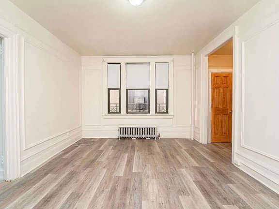 3rd image of 3153 34th St APT 1