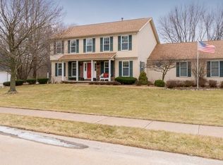 2503 E 40th St, Davenport, IA 52807