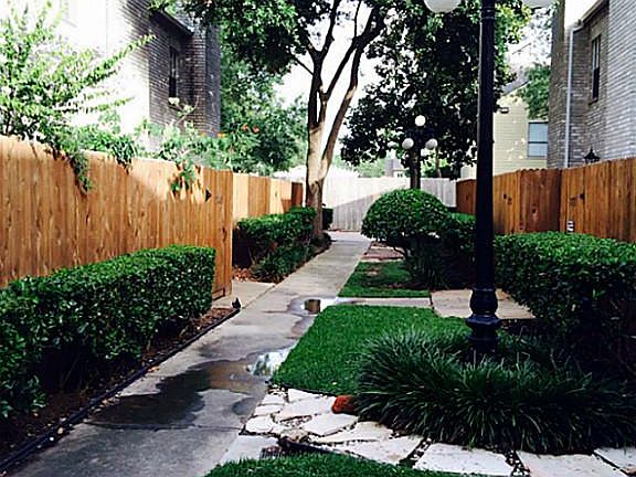 Beautifully Landscaped~