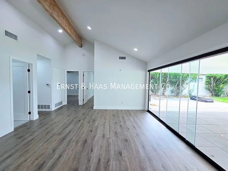 3041 Yellowtail Dr — Photo 9