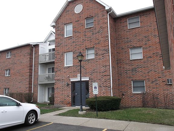 2nd image of 1354 Cunat Ct APT 3C