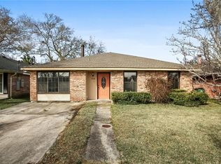 708 Park Ridge Dr, River Ridge, LA 70123