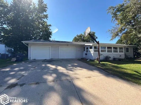 2219 Gilbert St, Burlington, IA 52601