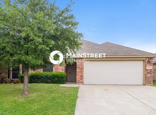 129 Currie Ct, Crowley, TX 76036