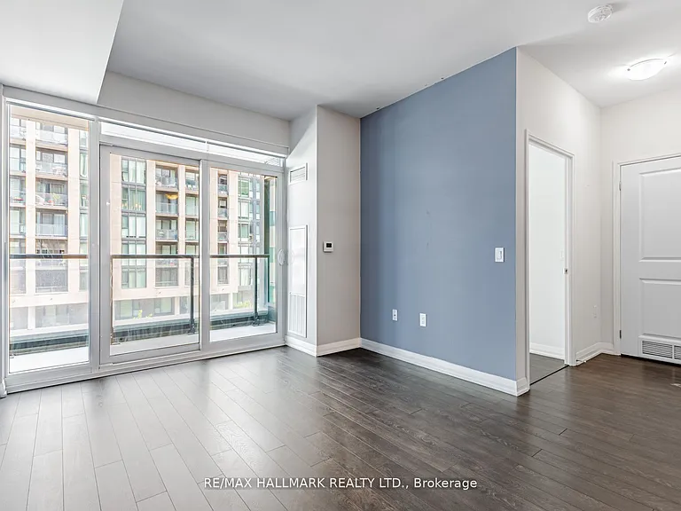 99 Eagle Rock Way #322 — Photo 44